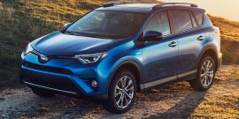 ТОП-5 самых продаваемых авто в мире