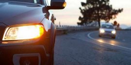 Сколько миганий «аварийки» нужно, чтобы поблагодарить другого водителя