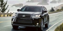 Компания Toyota готовится к мировой премьере нового Land Cruiser 300
